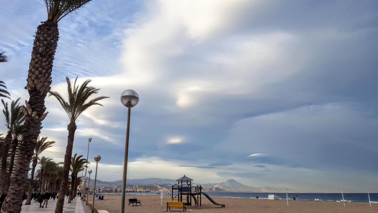 Apartamento A 50 Metros De La Playa Muchavista El Campello Exterior foto